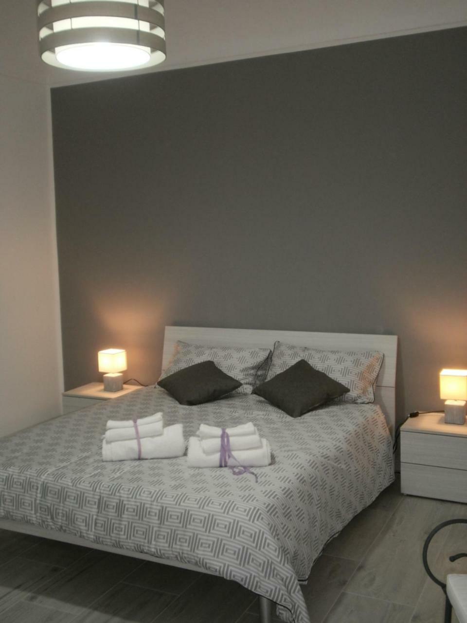 Casa Fean - Posto Auto Riservato Apartment Syracuse ภายนอก รูปภาพ